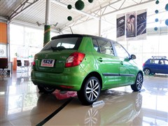 Ϻ˹_,J,2012 1.6L ԄSport,܇^ĈDƬ