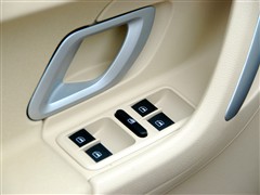 2011 1.6L ԄӾ`