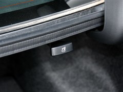 2013 ʮo(j) 1.8L ԄӺA