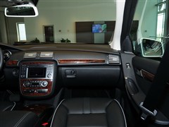2010 R 300 L A