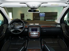 2010 R 300 L A
