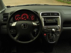 2004 2.0 AT