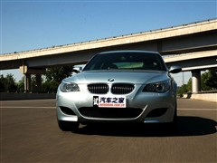 2005 M5