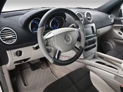 2010 ML 350 4MATICA؄e