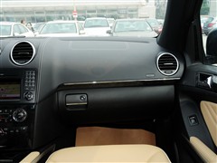 2010 ML 500 4MATIC؄e