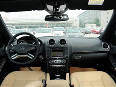 2010 ML 500 4MATIC؄e