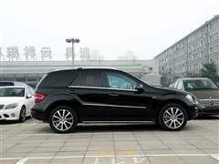 2010 ML 500 4MATIC؄e