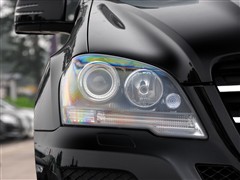 2010 ML 500 4MATIC؄e