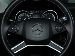 Y(M),YR,2011 R 300 L A,пطPĈDƬ