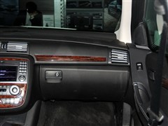 2011 R 300 L A