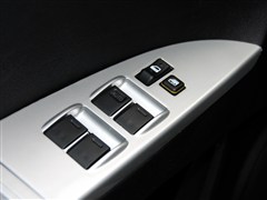 ܇S,007,2011 2.0L (q)кA,܇Ό(sh)ĈDƬ