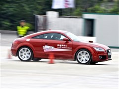 W(M(jn)),WTT,2011 TT Coupe 2.0TFSI,ӌ(sh)ĈDƬ