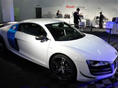 2013 5.2 FSI quattro Ї(gu)(zhun)