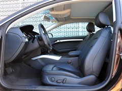 2010 2.0TFSI Coupe L(fng)а