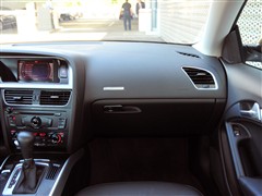 2010 2.0TFSI Coupe L(fng)а