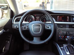 2010 2.0TFSI Coupe L(fng)а