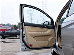 ܇,܇Eϵ,2012 Ɏ 1.5L Ԅ(dng)а,܇Ό(sh)ĈDƬ