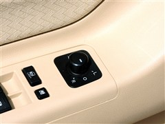 ܇,܇Eϵ,2012 Ɏ 1.5L Ԅ(dng),܇Ό(sh)ĈDƬ