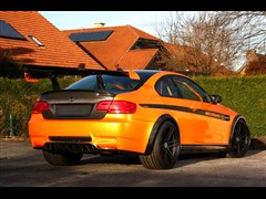 2011 M3̼w