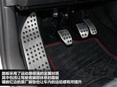 2011 1.6L քCROSS