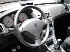 |L,307,2011 1.6L քCROSS,пطPĈDƬ