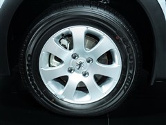 2011 1.6L քCROSS