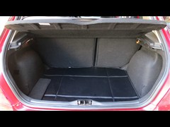 2012 Ɏ 1.6L քm