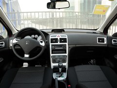 2012 1.6L ԄCROSS