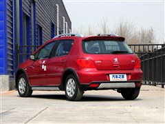 2012 1.6L ԄCROSS