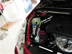 2013 1.6L ԄCROSS