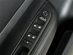 2013 1.6L ԄCROSS