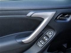 |L,301,2014 1.6L ԄF,܇ΌĈDƬ