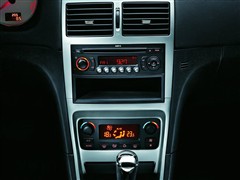 2010  2.0L ԄӺA