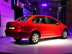 2010  2.0L ԄӺA