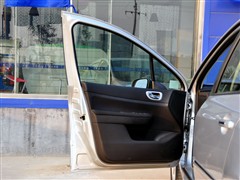 2010  1.6L Ԅm