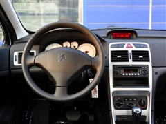 2010  1.6L Ԅm