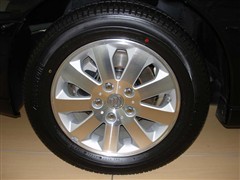 ͨÄe,s,2005 GL 2.8 A,(x)(ji)(sh)ĈDƬ