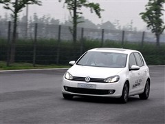 2012 1.4TSI {(ln)(q)