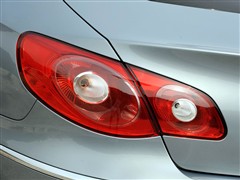 2010 2.0TSI L(fng)а