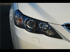 2010 2.5V L(fng)ݼӢ