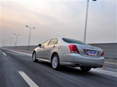 һS,ʹ,2010 V6 2.5L Royal Ƥ(do),uyĈDƬ