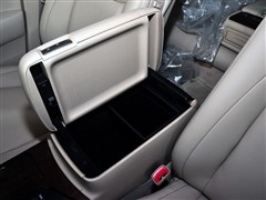 һS,ʹ,2010 V6 3.0L Royal Saloon,܇Ό(sh)ĈDƬ
