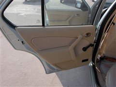 L,A,2005 1.6L ք(dng)m,܇Ό(sh)ĈDƬ