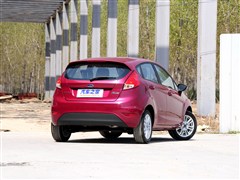 L,A,2013 Ɏ 1.5L Ԅӕr,܇^(sh)ĈDƬ