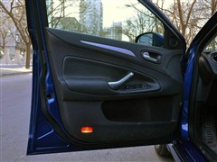 2010 2.3L A\(yn)(dng)(do)