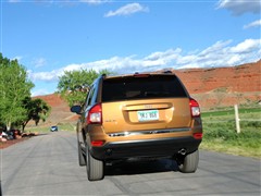Jeep(M),ָ,2011 2.4L (q)70,uyĈDƬ