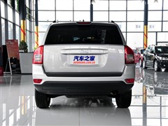 Jeep(M(jn)),ָ,2011 2.4L (q)\(yn)(dng),܇(ch)^(sh)ĈDƬ