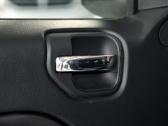 Jeep(M(jn)),ָ,2011 2.4L (q)\(yn)(dng),܇Ό(sh)ĈDƬ