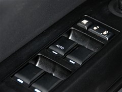 Jeep(M(jn)),ָ,2011 2.4L (q)\(yn)(dng),܇Ό(sh)ĈDƬ