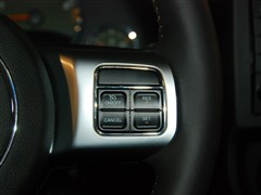 Jeep(M(jn)),ɿ,2011 2.4 70,пطP(sh)ĈDƬ